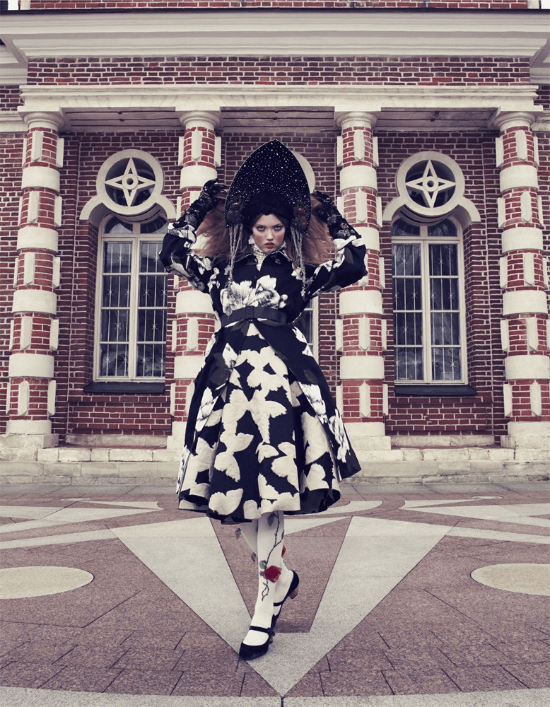 The Anastasia of Winter with Lindsey Wixson by Emma Summerton