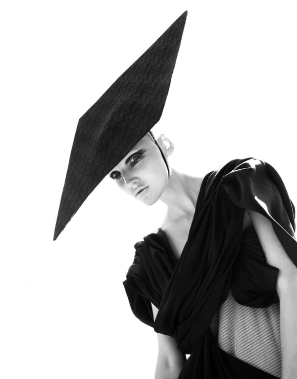 Anastasia Shershen by Nikolay Biryukov in Litkovskaya - Elle Ukraine