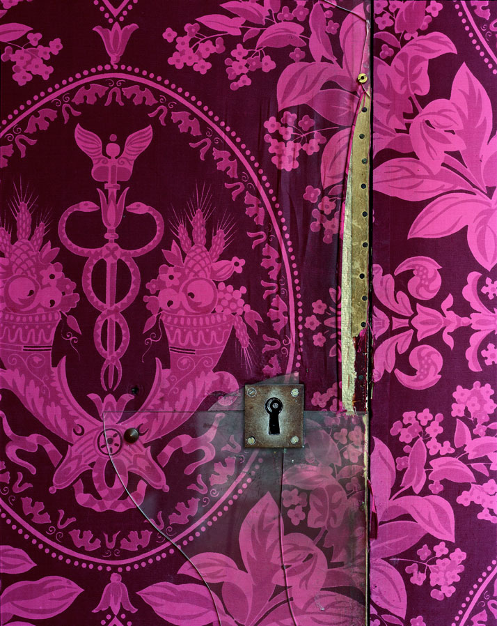 Robert-Polidori-Versailles-Mary-Boone-Gallery-yatzer-15